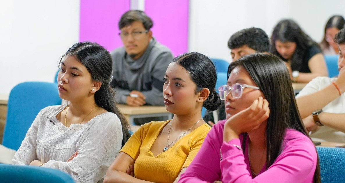 TWC WOW: Students Explore Ways to Earn from Social Media Image