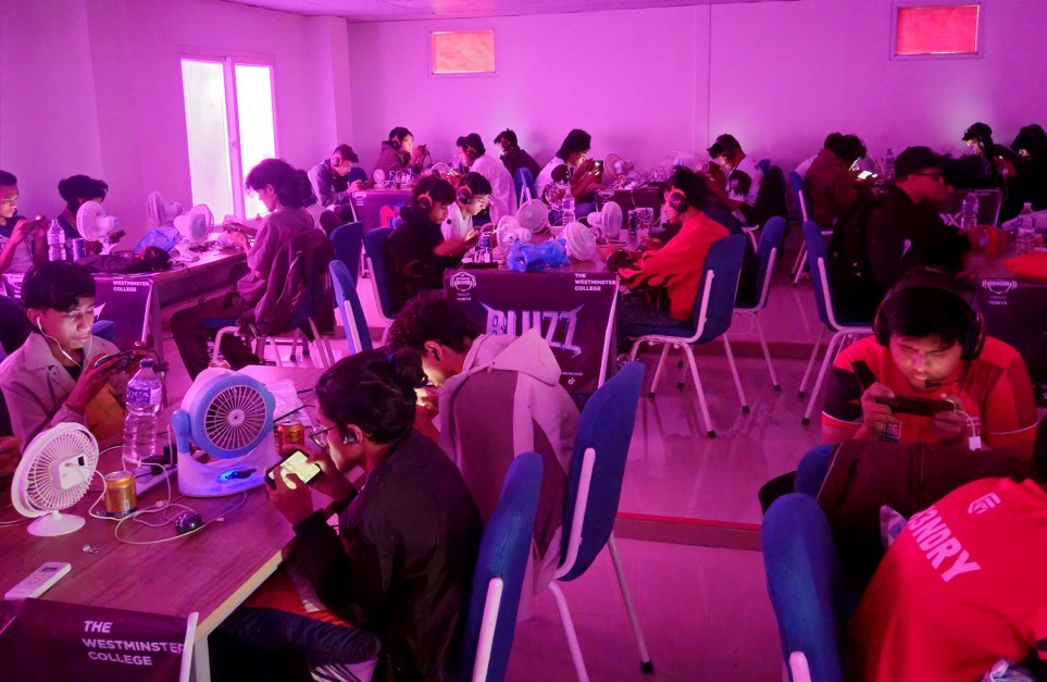 From 324 teams to 16 Teams: Westminster Showdown Enters Grand Finals Image